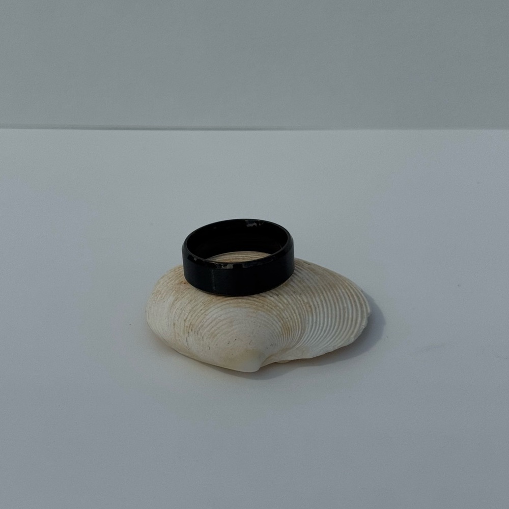 Men’s Black brushed Ring size 10